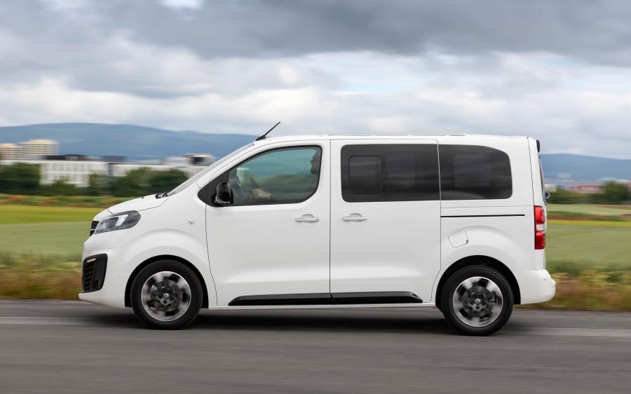  Opel Zafira Life Small 2019 года  (фото 3 из 11)